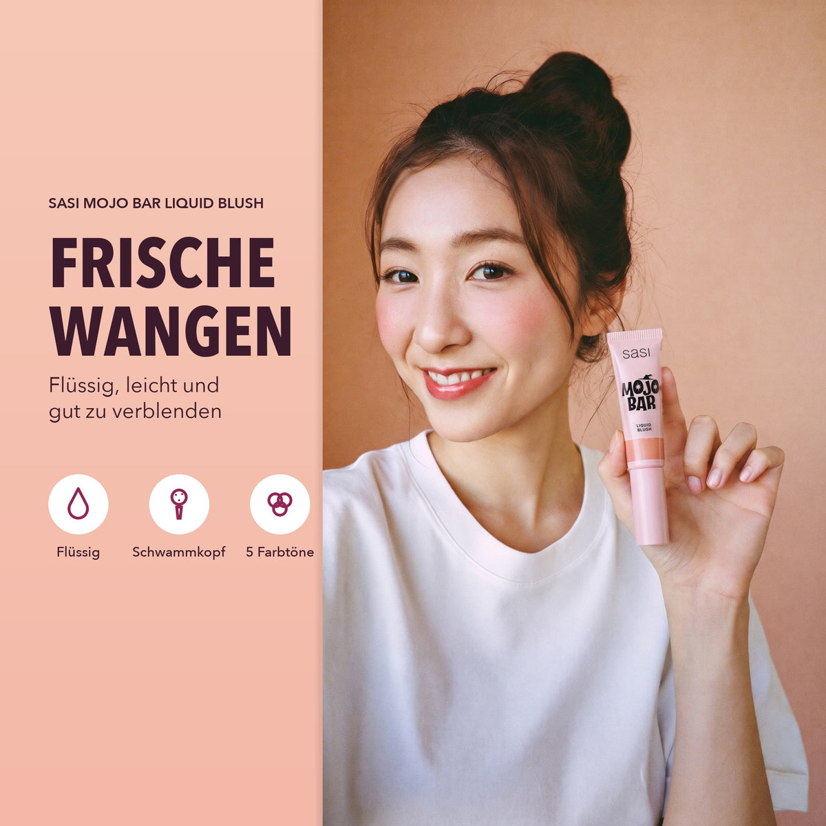 Sasi Mojo Bar Liquid Blush 5 ml | Model with product